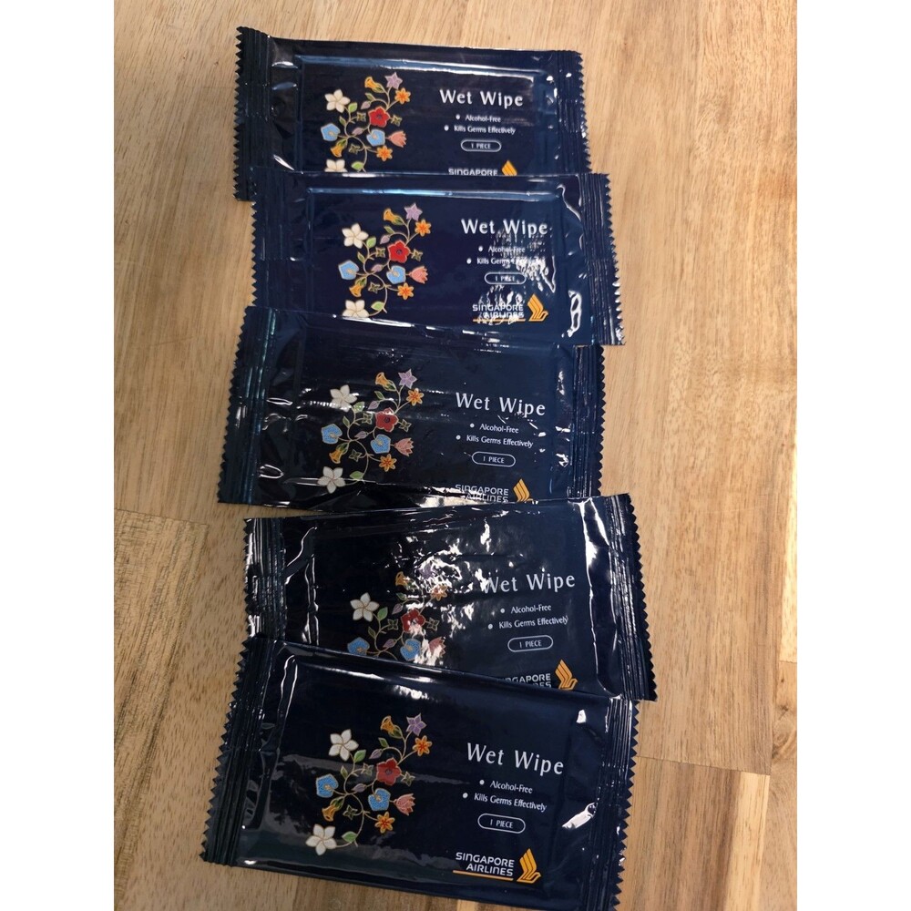 5 Pcs Singapore Airlines Wet Wipes Airline Memorabilia Travel